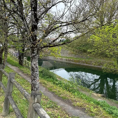 아파트 Joli Proche Du Canal De Rompsay Et La Rochelle 페리그니